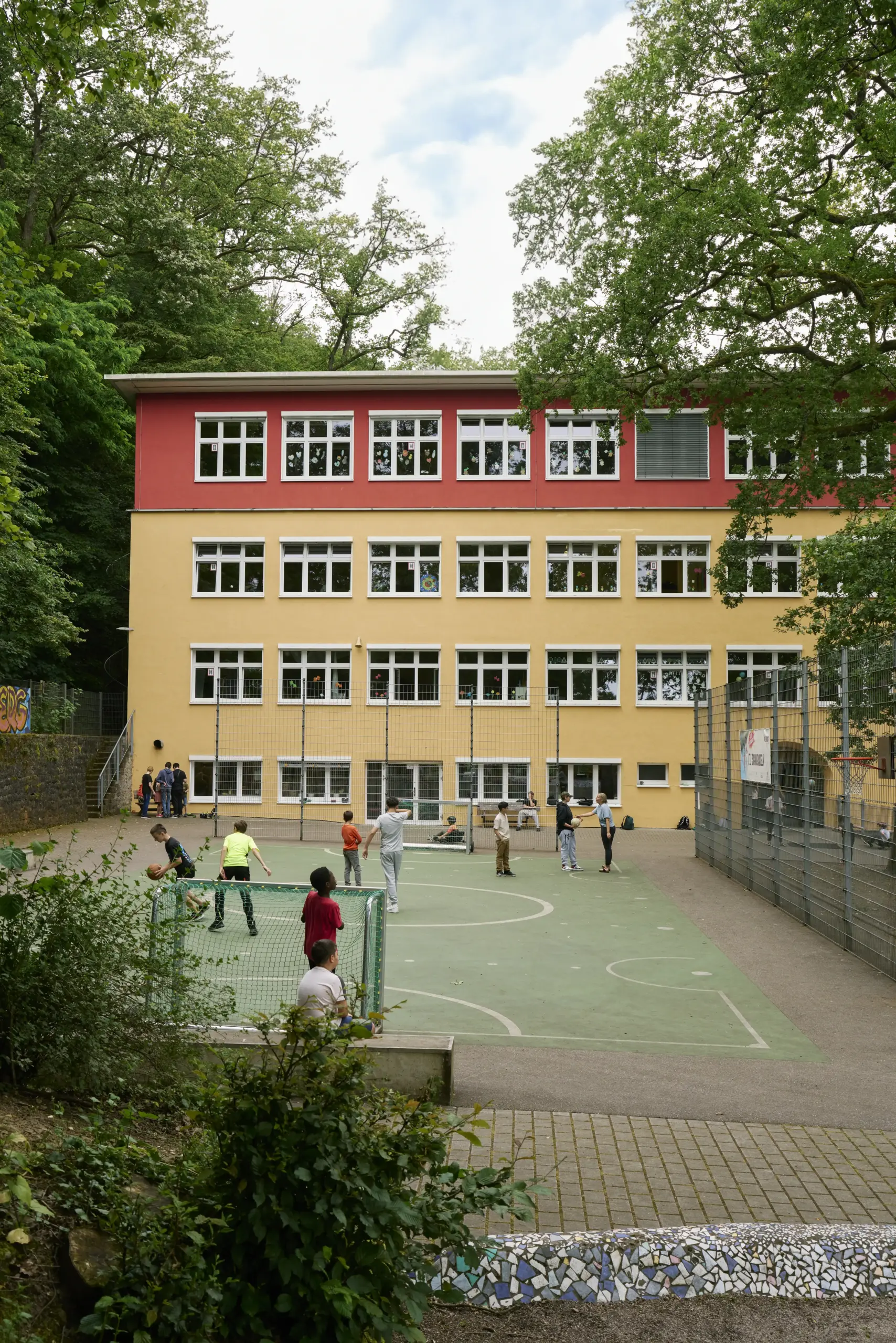 Außenansicht Schule Enzberg